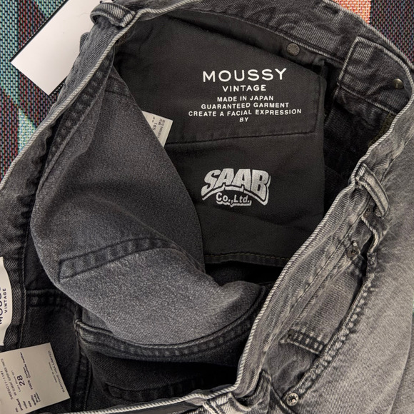 NWT Moussy Vintage Elmont Super Wide Mid-Rise Jeans size 28 Light Black - Picture 9 of 11